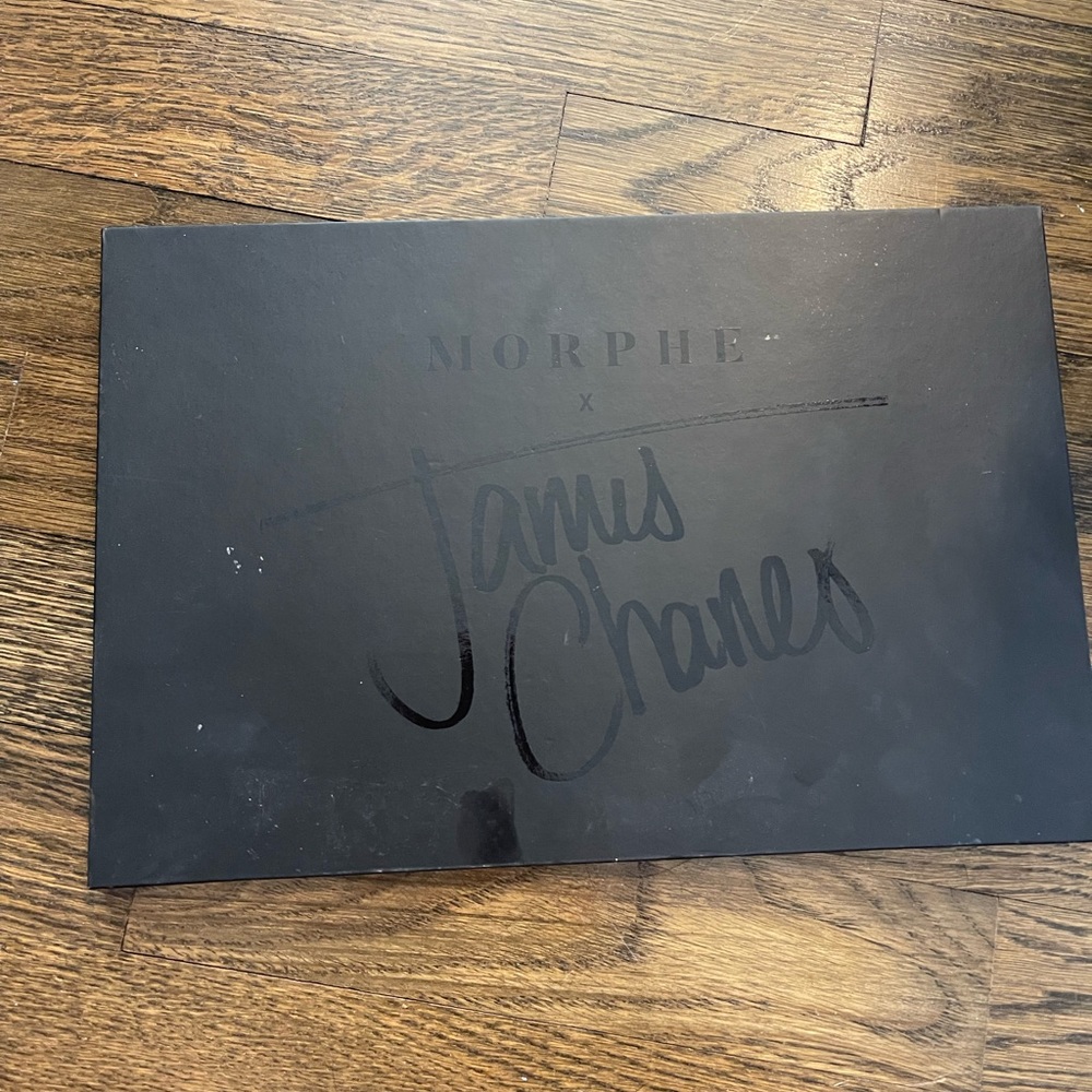 James Charles X Morphe palette